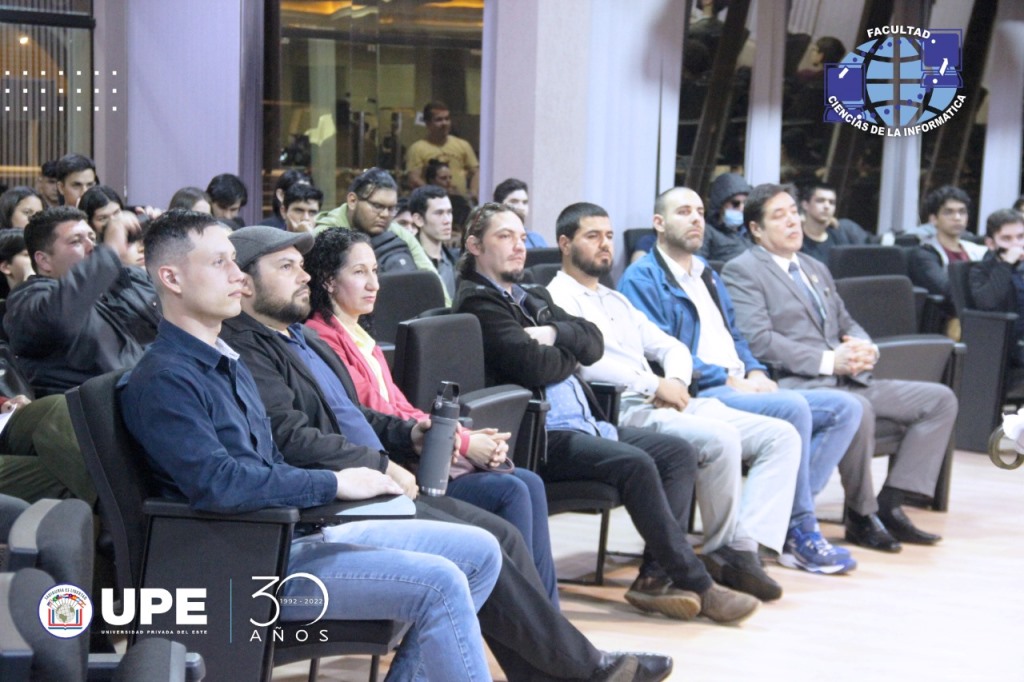 Encuentro de confraternización con la comunidad académica de la Facultad de Ciencias de la Informática